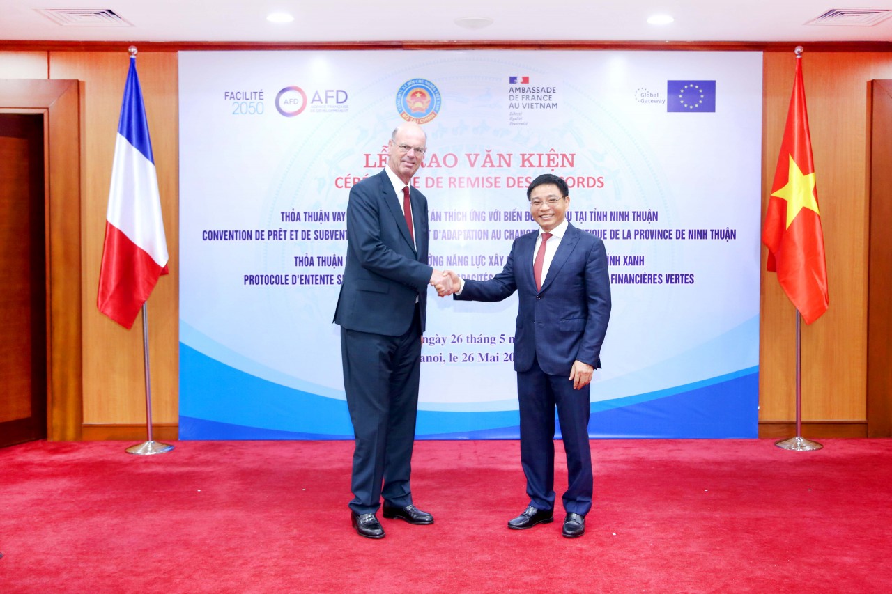 Hợp tác tài chính giữa Việt Nam và Phát sẽ đạt nhiều thành tựu mới