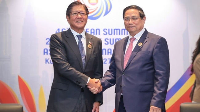 Thủ tướng Phạm Minh Chính gặp Tổng thống Philippines