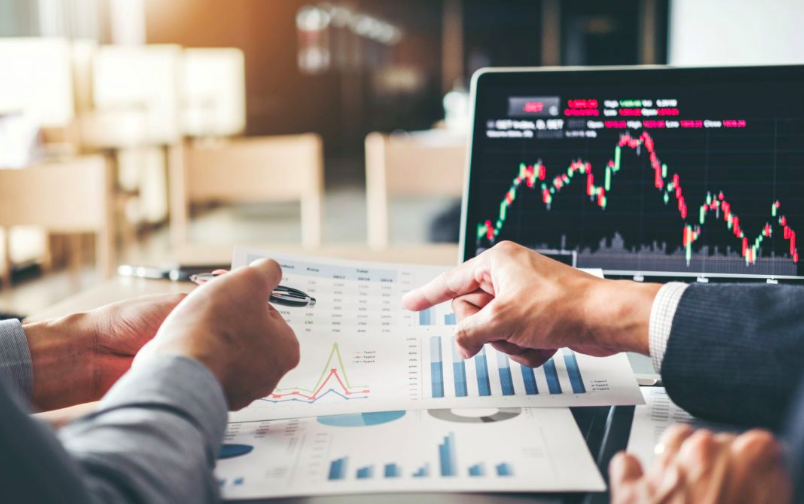 Thị trường khởi sắc nhờ nhóm cổ phiếu lớn, dòng tiền chọn lọc củng cố xu hướng phục hồi