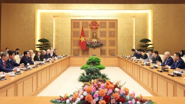 Phó Thủ tướng Hồ Đức Phớc làm việc với Đoàn doanh nghiệp Pháp