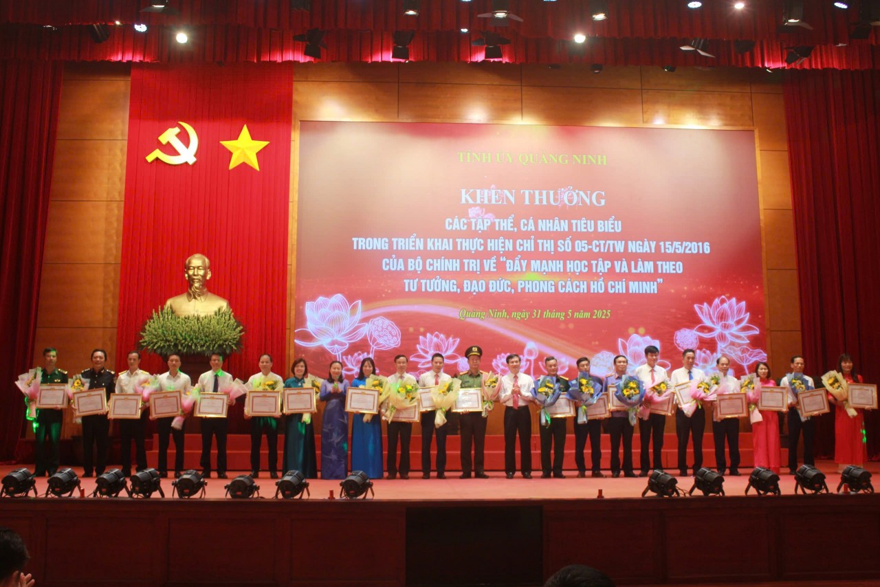 Quảng Ninh: Tổng kết 10 năm thực hiện Chỉ thị số 05-CT/TW của Bộ Chính trị