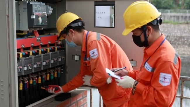 Cơ cấu giá bán lẻ điện sinh hoạt giảm còn 5 bậc