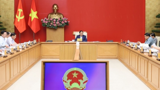 Thủ tướng: Tiết kiệm 10% chi thường xuyên năm 2025, dành thêm nguồn lực cho những dự án lớn