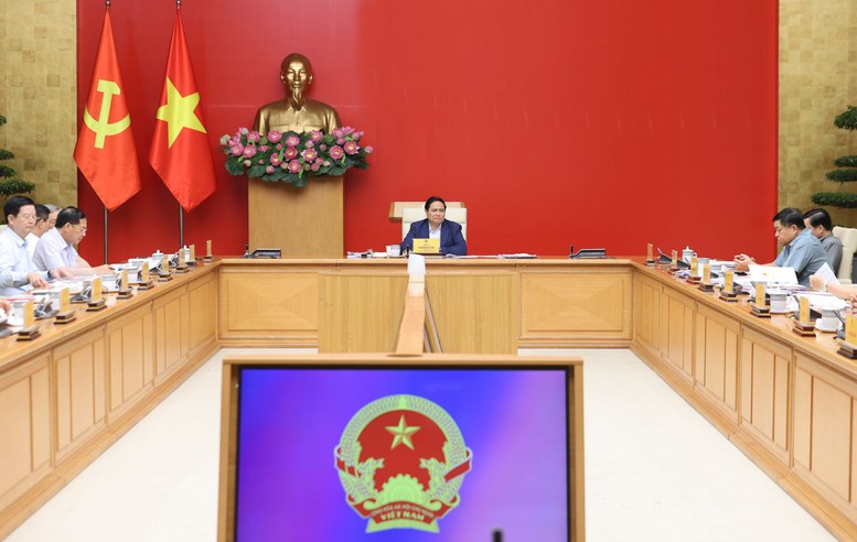 Thủ tướng: Tiết kiệm 10% chi thường xuyên năm 2025, dành thêm nguồn lực cho những dự án lớn- Ảnh 2.