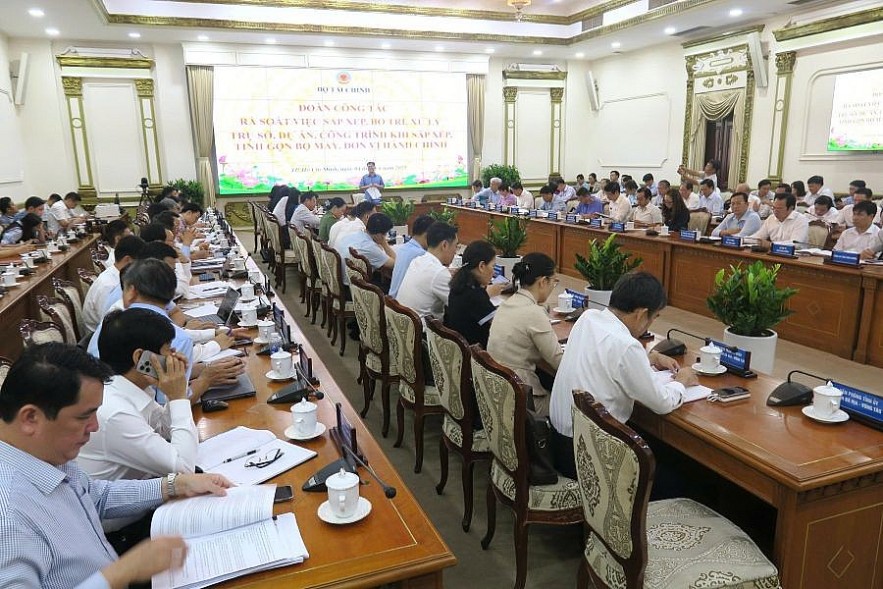 Toàn cảnh buổi làm việc. Ảnh: Đỗ Doãn