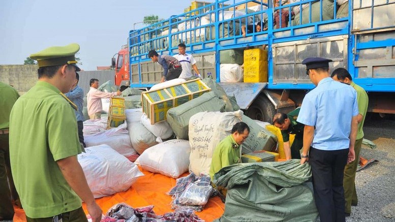 Thủ tướng chỉ đạo tiếp tục đẩy mạnh cao điểm đấu tranh ngăn chặn, đẩy lùi buôn lậu, gian lận thương mại