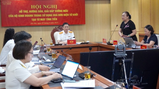 Giải đáp kịp thời vướng mắc để hộ kinh doanh xuất hóa đơn điện tử khởi tạo từ máy tính tiền