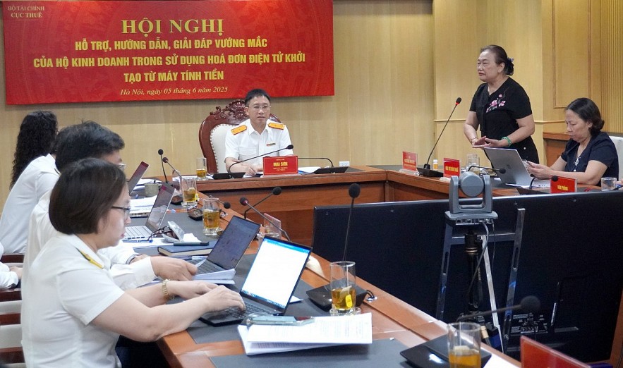 Giải đáp kịp thời vướng mắc để hộ kinh doanh xuất hóa đơn điện tử khởi tạo từ máy tính tiền Giải đáp kịp thời vướng mắc để hộ kinh doanh xuất hóa đơn điện tử khởi tạo từ máy tính tiền