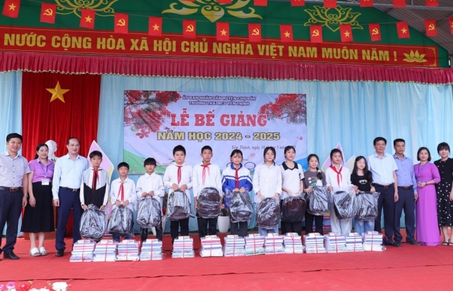 hoan thien phap luat ve kinh te tu nhan dua tren bo ba the che ha tang nhan luc