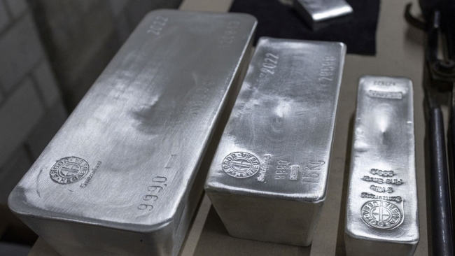 Ngày 6/6: Giá bạc thế giới tăng mạnh cả chiều mua và chiều bán