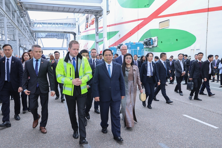 Thủ tướng thăm cảng biển hàng đầu vùng Baltic và tìm hiểu kinh nghiệm phát huy giá trị di sản ở Estonia- Ảnh 2.