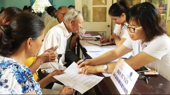 Nghỉ hưu trước tuổi theo Nghị định 178 hưởng lương hưu thế nào?