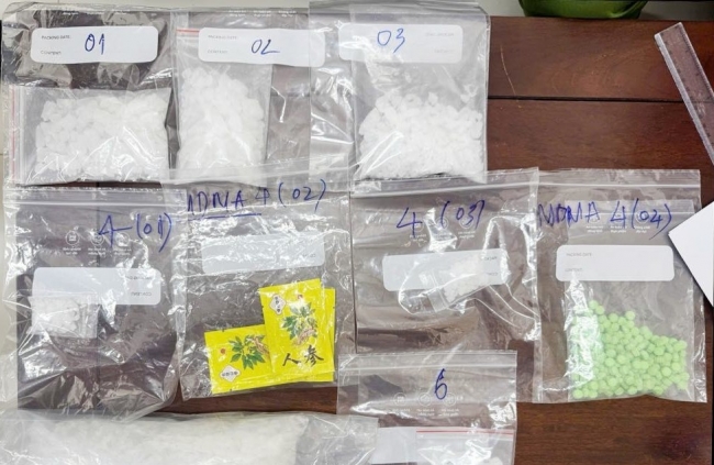 Bắt giữ vụ vận chuyển gần 2 kg ma tuý tại cửa khẩu Mộc Bài