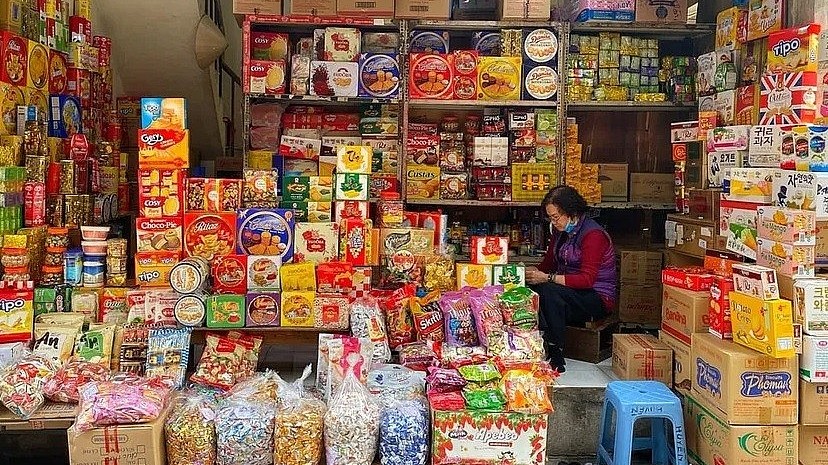 Lo dòng tiền quay lưng với ngân hàng sau những tấm biển “chỉ nhận tiền mặt”