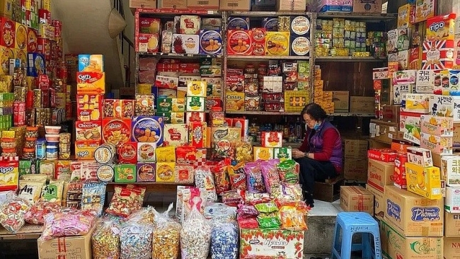 Lo dòng tiền quay lưng với ngân hàng sau những tấm biển “chỉ nhận tiền mặt”