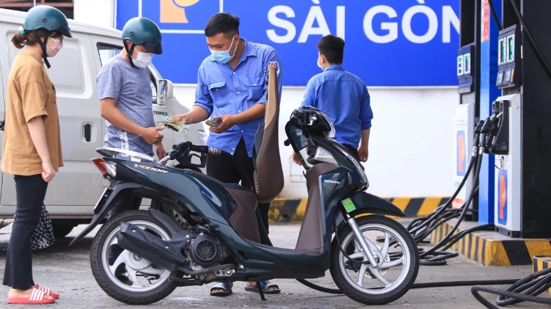 Ngày 12/6: Giá xăng dầu trong nước chiều nay được dự báo sẽ đồng loạt tăng