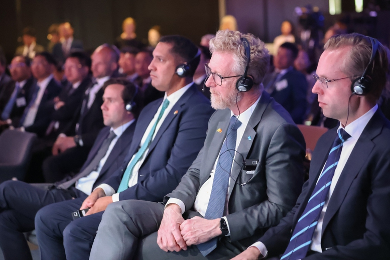 Thủ tướng kỳ vọng làn sóng đầu tư mới từ Thụy Điển vào Việt Nam- Ảnh 5. Thủ tướng kỳ vọng làn sóng đầu tư mới từ Thụy Điển vào Việt Nam- Ảnh 5.