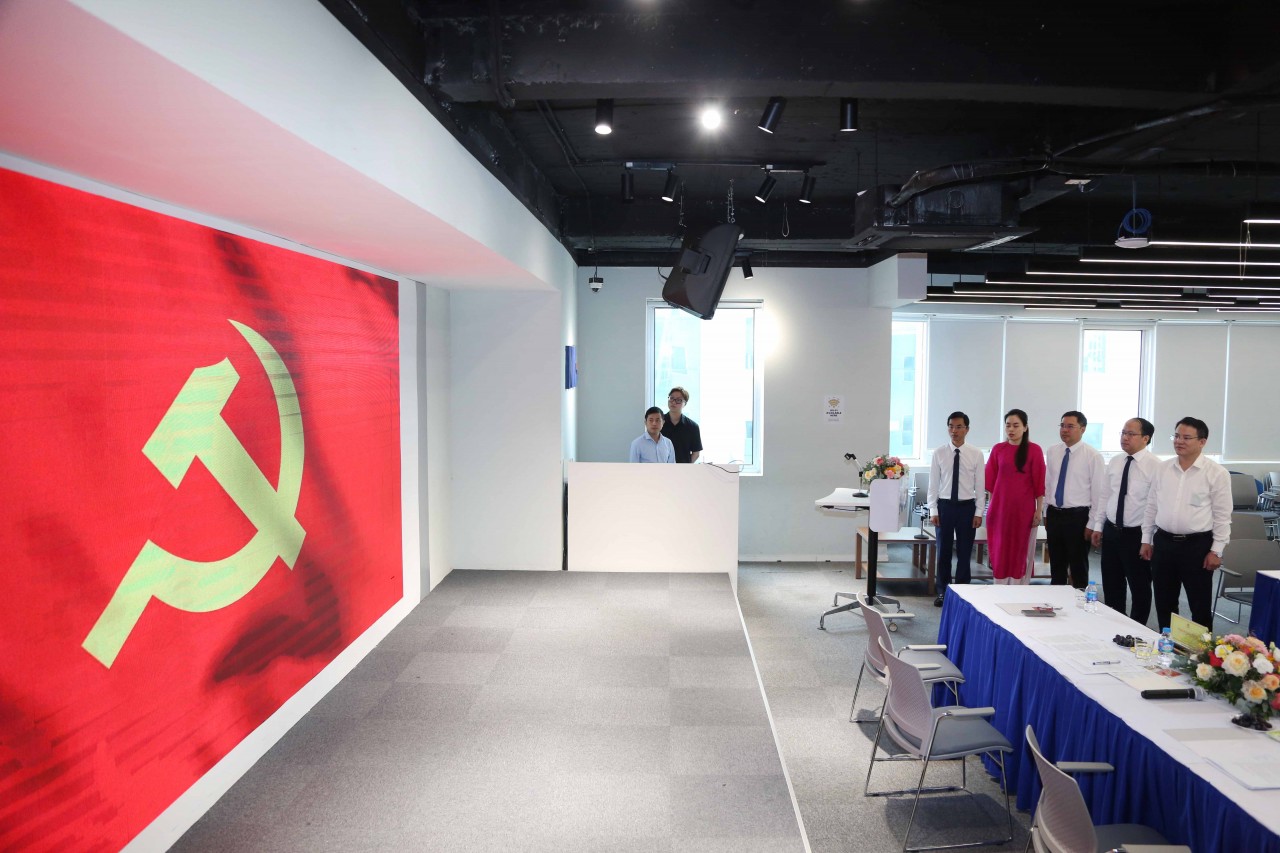 Xây dựng Chi bộ Trung tâm Đổi mới sáng tạo Quốc gia trong sạch, vững mạnh