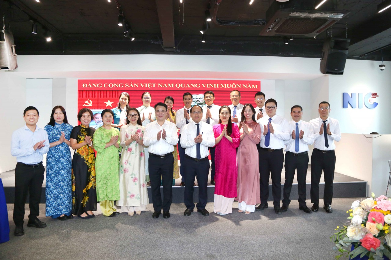 Xây dựng Chi bộ Trung tâm Đổi mới sáng tạo Quốc gia trong sạch, vững mạnh