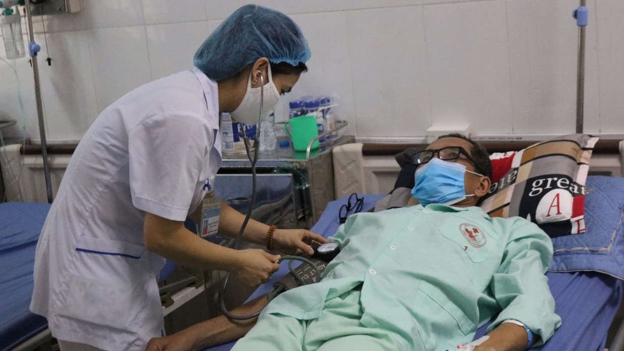 Đảm bảo quyền lợi bảo hiểm y tế cho người bệnh trong thời tiết nắng nóng