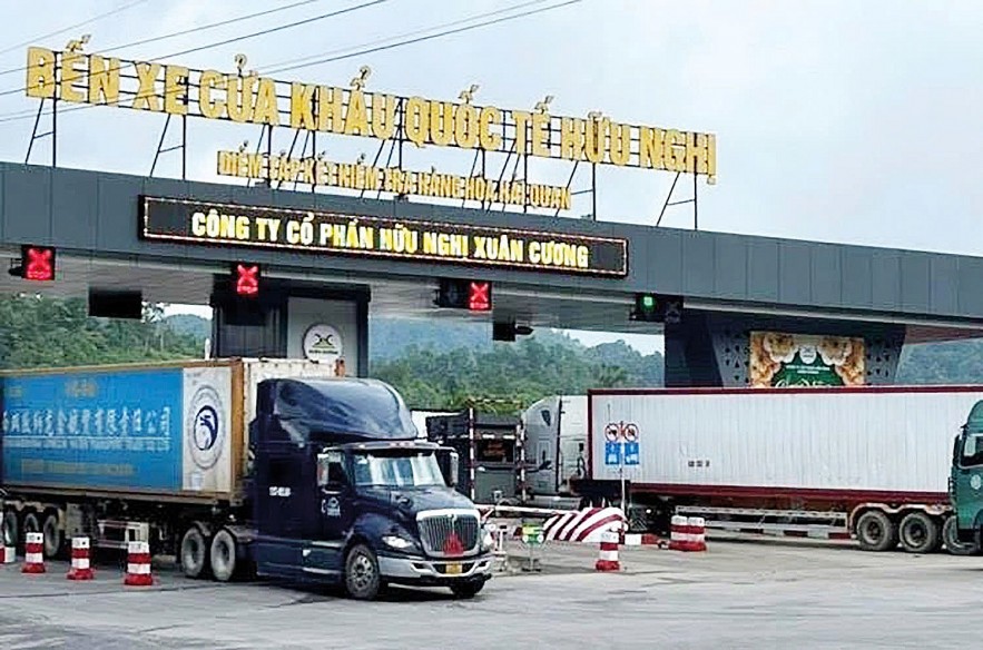 Hải quan khu vực VI thu ngân sách tăng trưởng 2 con số