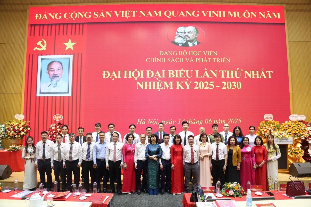 Tiếp tục xây dựng Đảng bộ Học viện Chính sách và phát triển trong sạch, vững mạnh, chung sức đồng lòng