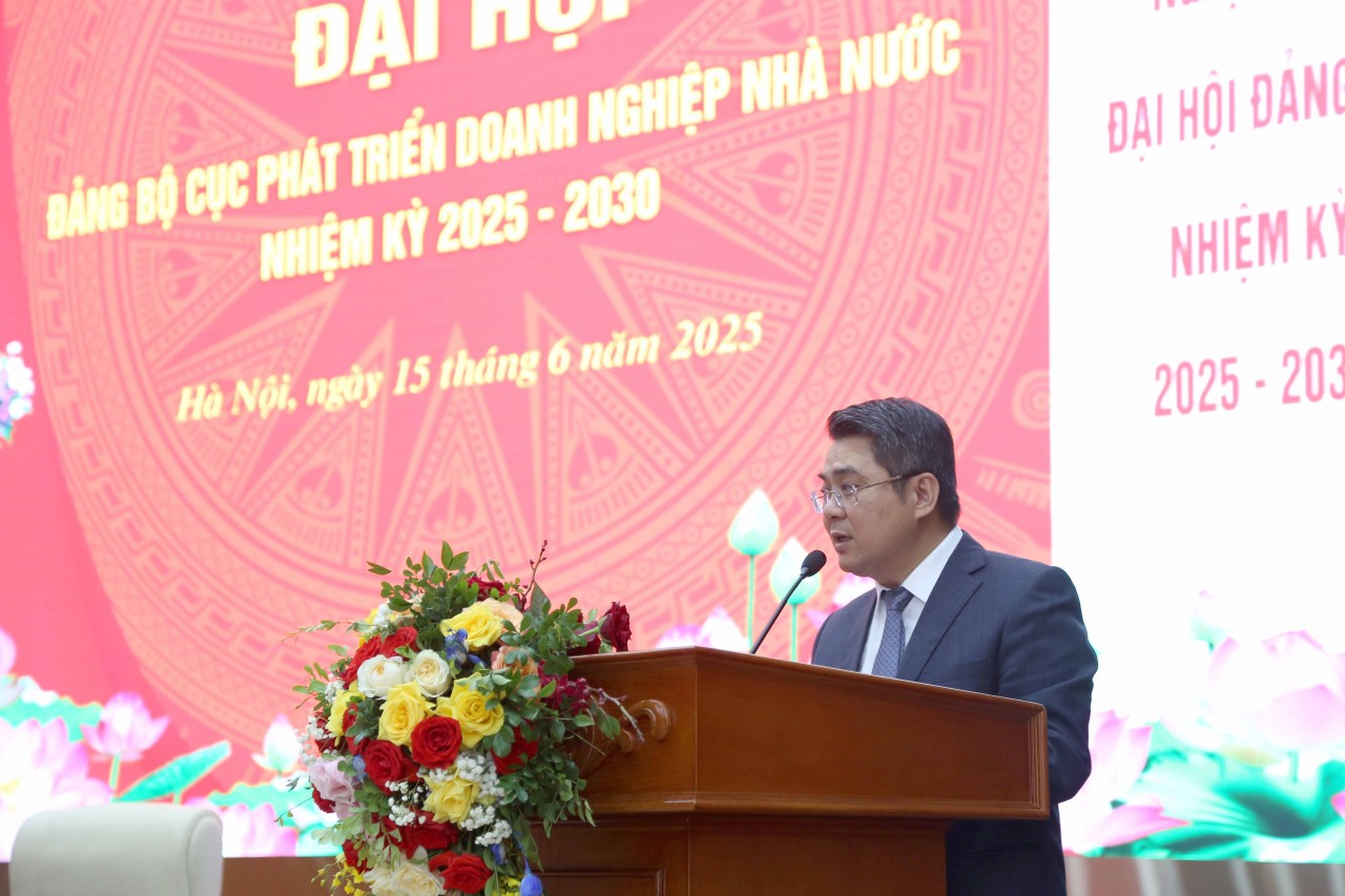 Đảng bộ Cục Phát triển doanh nghiệp nhà nước tiếp tục xây dựng Đảng bộ trong sạch, vững mạnh Đảng bộ Cục Phát triển doanh nghiệp nhà nước tiếp tục xây dựng Đảng bộ trong sạch, vững mạnh