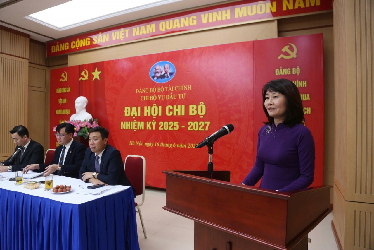 Quyết tâm xây dựng Chi bộ Vụ Đầu tư vững mạnh, đáp ứng các yêu cầu nhiệm vụ mới