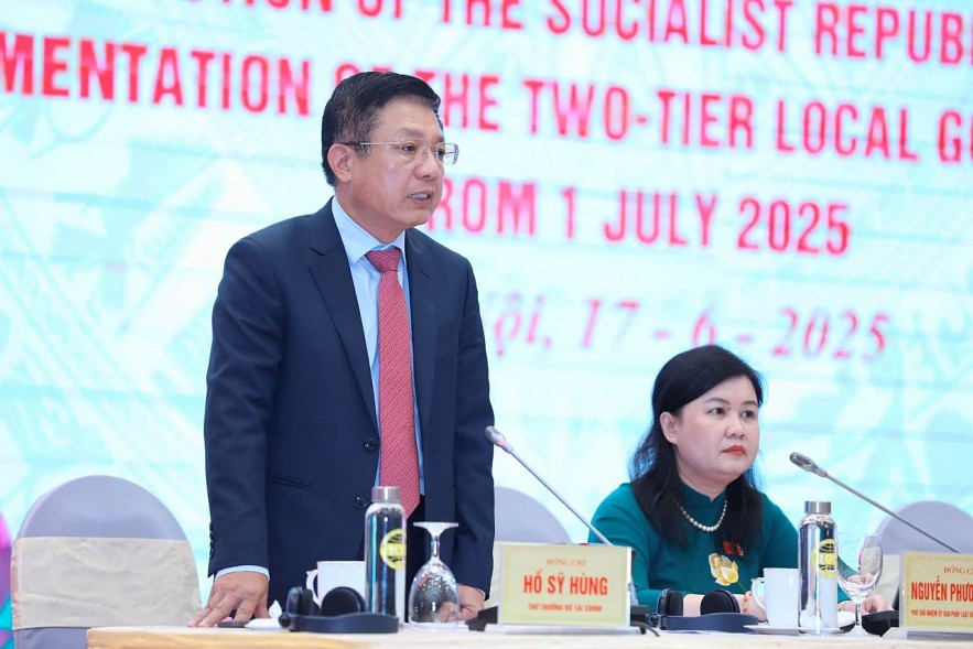 Sắp xếp, tinh giản khu vực công không làm khó khăn thêm môi trường kinh doanh Sắp xếp, tinh giản khu vực công không làm khó khăn thêm môi trường kinh doanh