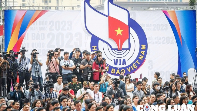 Herbalife Việt Nam tổ chức chương trình thường niên "Xuân yêu thương"