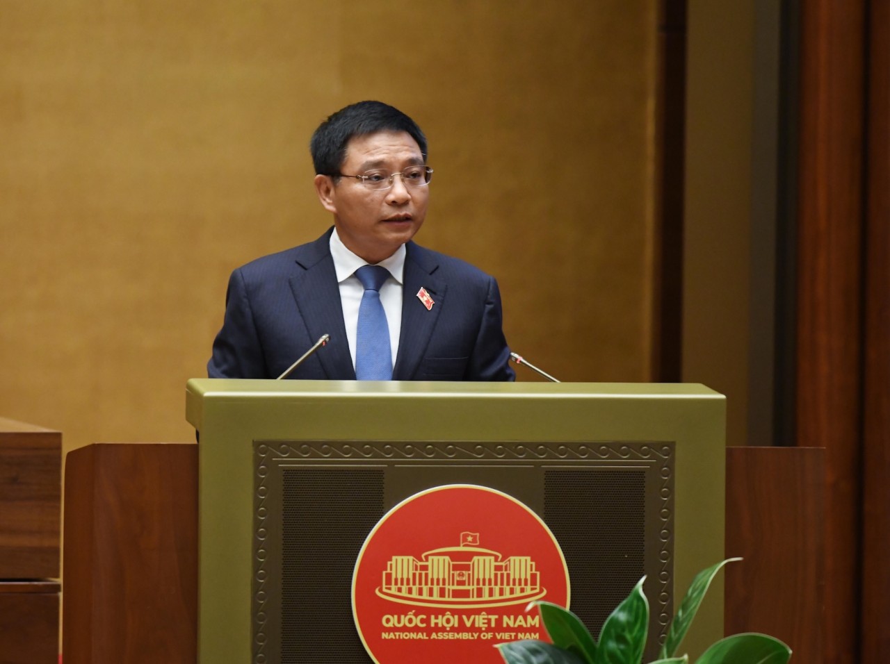 Bộ trưởng Bộ Tài chính Nguyễn Văn Thắng trả lời chất vấn về 5 vấn đề thuộc lĩnh vực tài chính