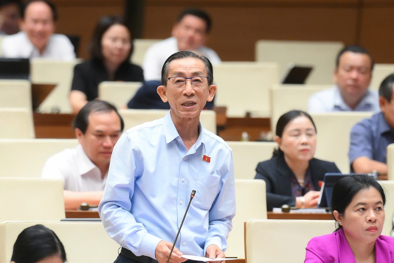 Bộ trưởng Bộ Tài chính trả lời 