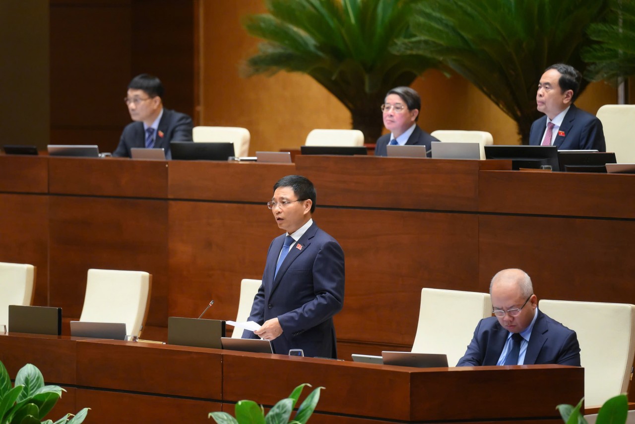 Bộ trưởng Bộ Tài chính trả lời 