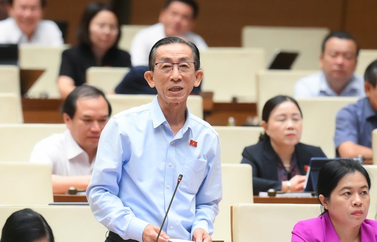 Bộ trưởng Bộ Tài chính trả lời "câu hỏi khó" về cân bằng giữa tăng trưởng và ổn định vĩ mô