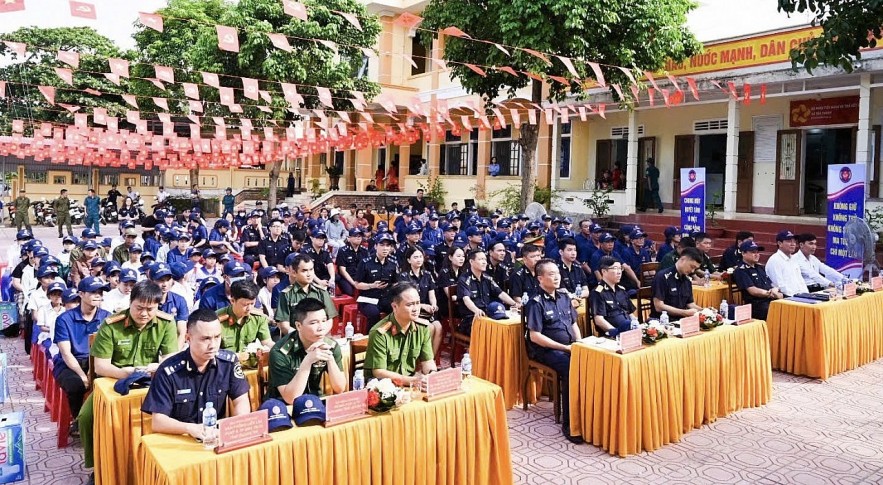 Hải quan quyết tâm cao chung tay vì cộng đồng không ma túy