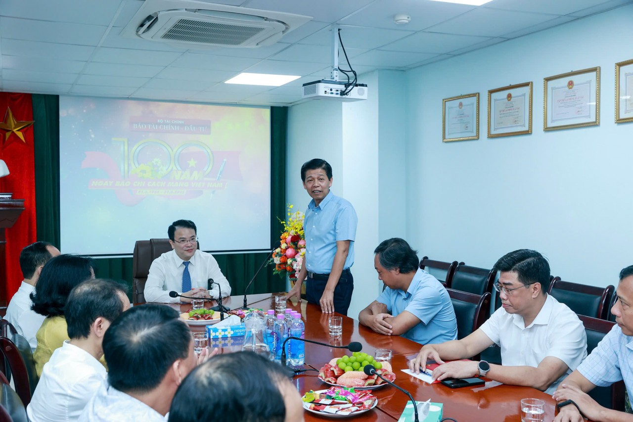 Thứ trưởng Trần Quốc Phương chúc mừng Báo Tài chính – Đầu tư nhân Ngày Báo chí Cách mạng Việt Nam