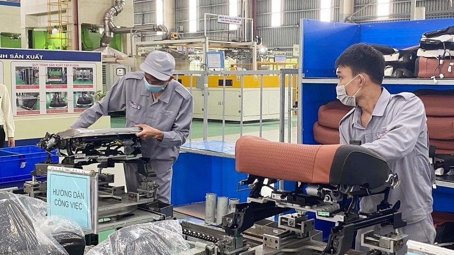 Chi cục Thuế khu vực XII thu nội địa 6 tháng đạt hơn 52% dự toán