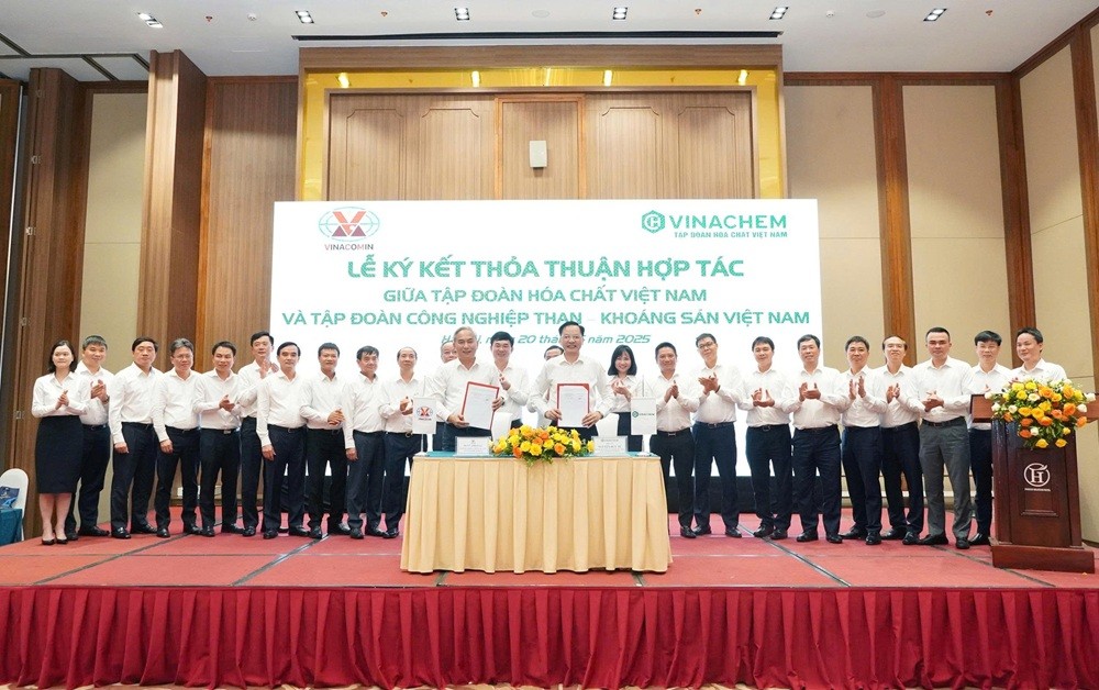 Nâng tầm gắn kết khi TKV và Vinachem hợp tác toàn diện Nâng tầm gắn kết khi TKV và Vinachem hợp tác toàn diện