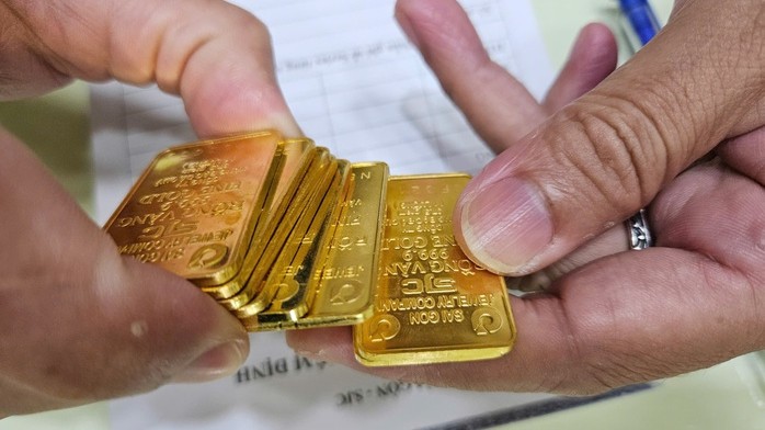 Giá vàng hôm nay (22/6): Trong nước bật tăng, thế giới giảm nhẹ