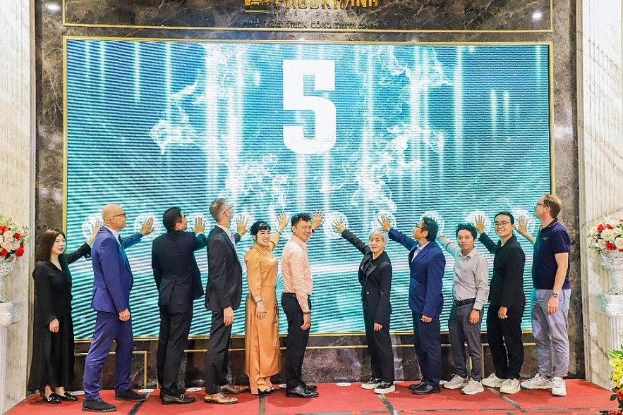 Hệ thống điện mặt trời từ ban công: Hướng đi mới cho năng lượng đô thị bền vững