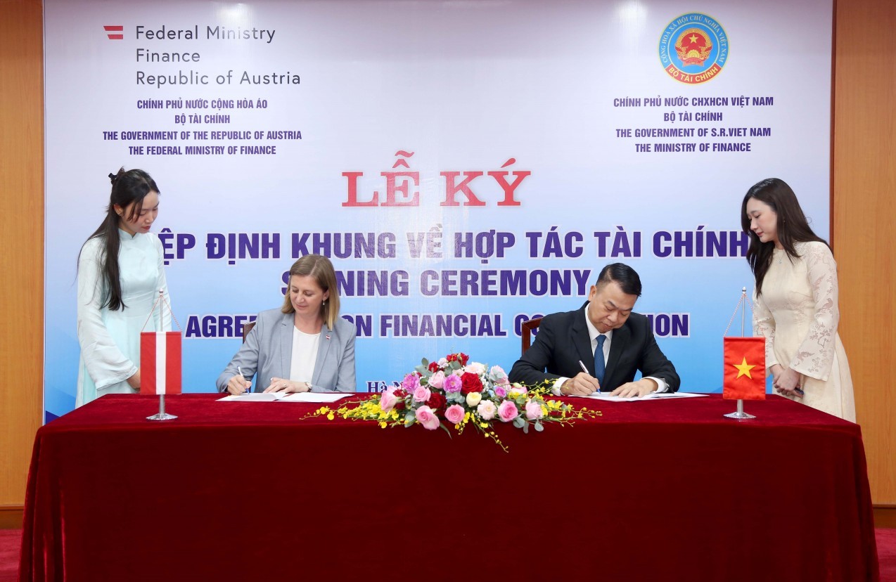 Việt Nam - Áo ký Hiệp định khung hợp tác tài chính trị giá 150 triệu Euro