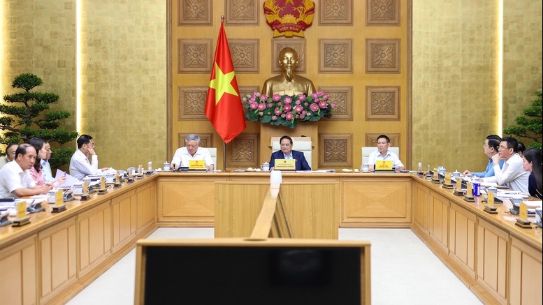 Thủ tướng: Kiên định mục tiêu, giữ vững bản lĩnh, ứng phó linh hoạt, kịp thời, hiệu quả với tình hình