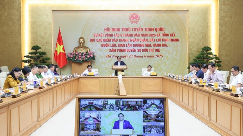 Thủ tướng: Tuyên chiến với hàng giả, quét sạch thuốc giả, thực phẩm giả