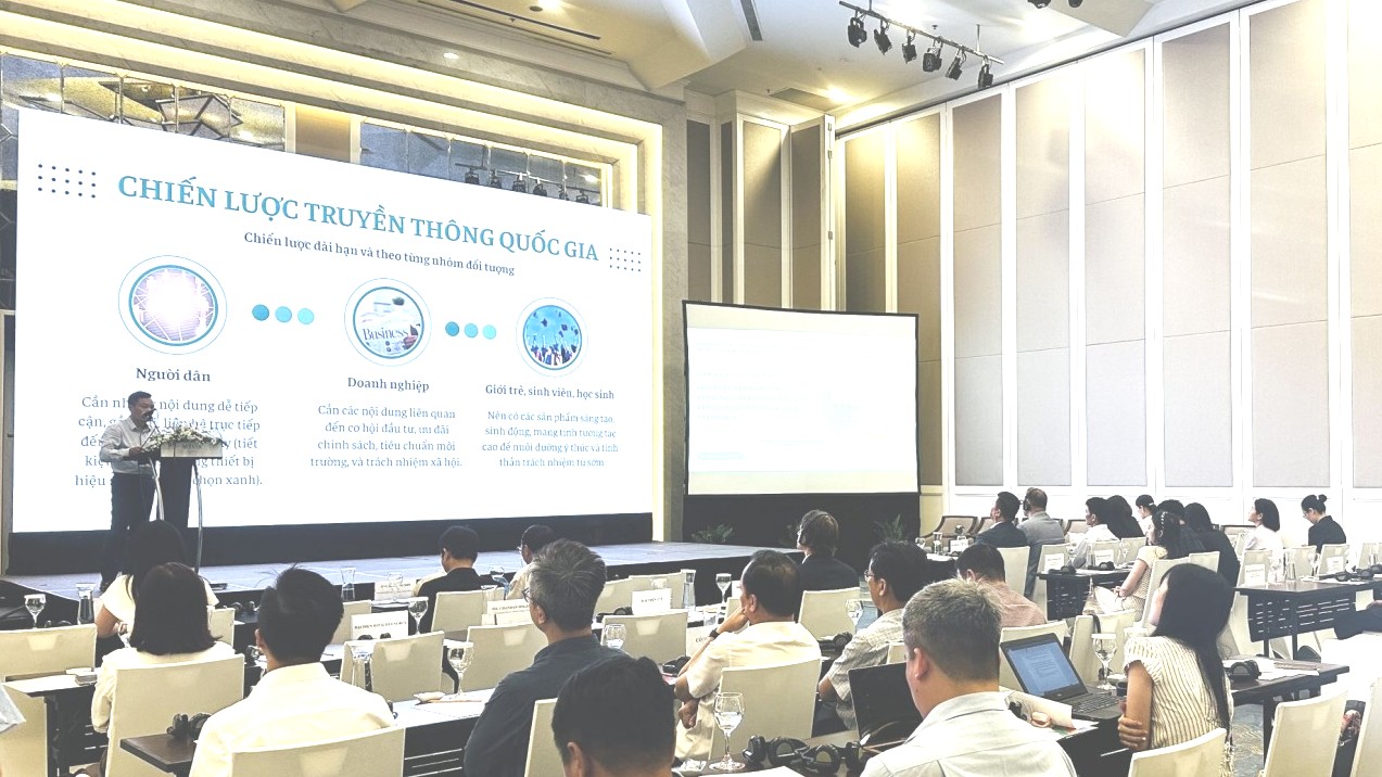 Nâng cao nhận thức cộng đồng để hiện thực hóa chính sách chuyển dịch năng lượng tại Việt Nam