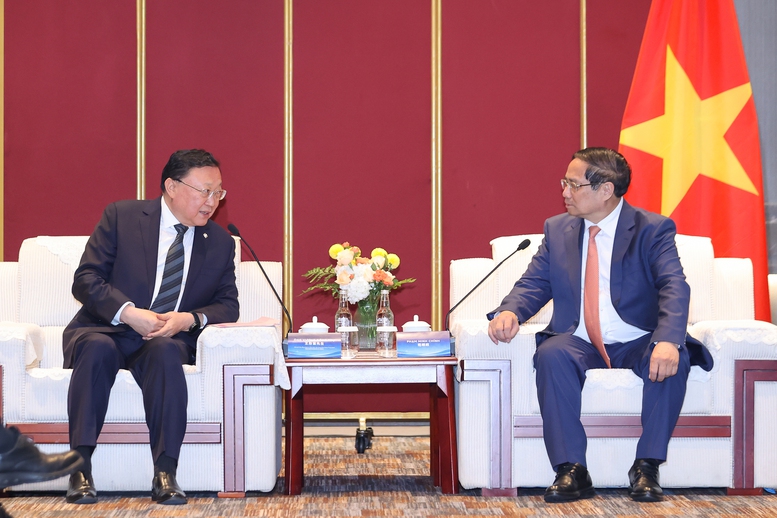 Thủ tướng tiếp lãnh đạo 3 tập đoàn hàng đầu Trung Quốc về đường sắt và hạ tầng giao thông- Ảnh 3.