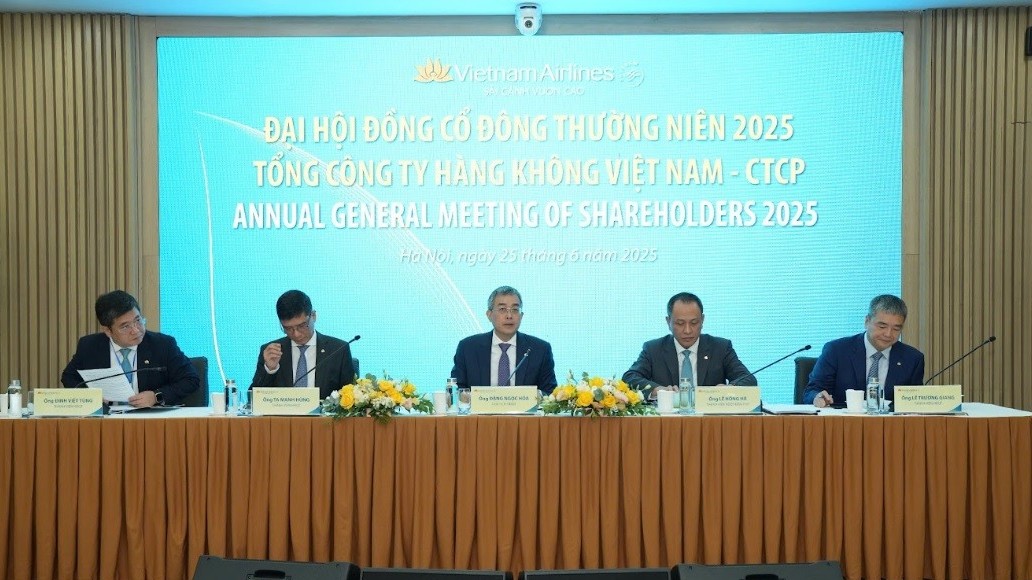 Đại hội đồng cổ đông Vietnam Airlines: Hướng đến doanh thu kỷ lục, hoàn tất tăng vốn quý III