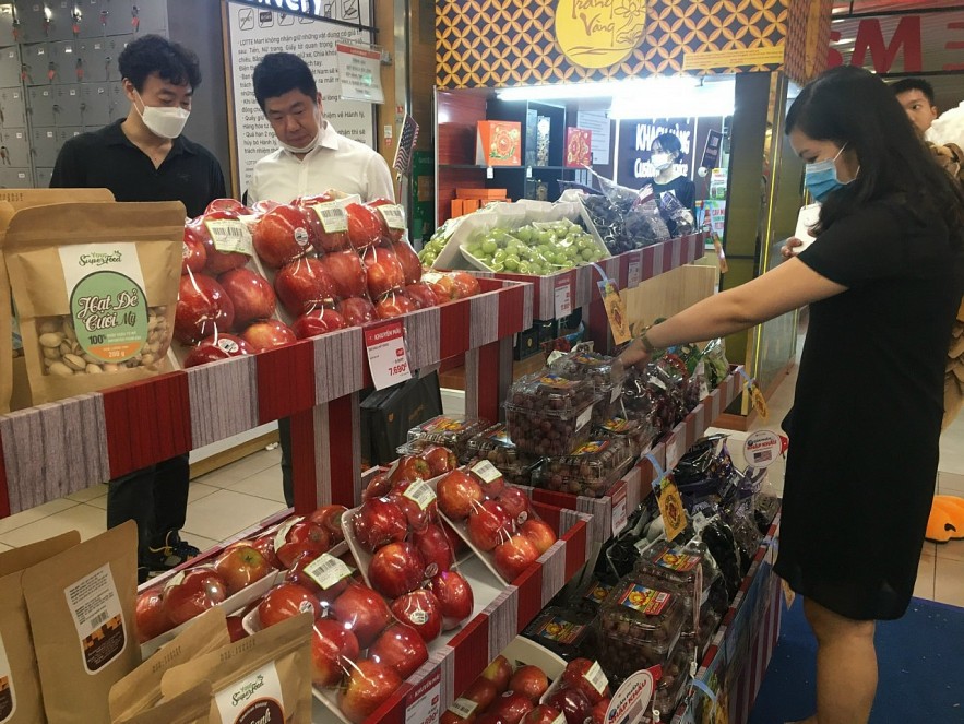 Có khởi đầu mạnh mẽ nhưng kinh tế Việt Nam đối mặt nhiều thách thức Có khởi đầu mạnh mẽ nhưng kinh tế Việt Nam đối mặt nhiều thách thức