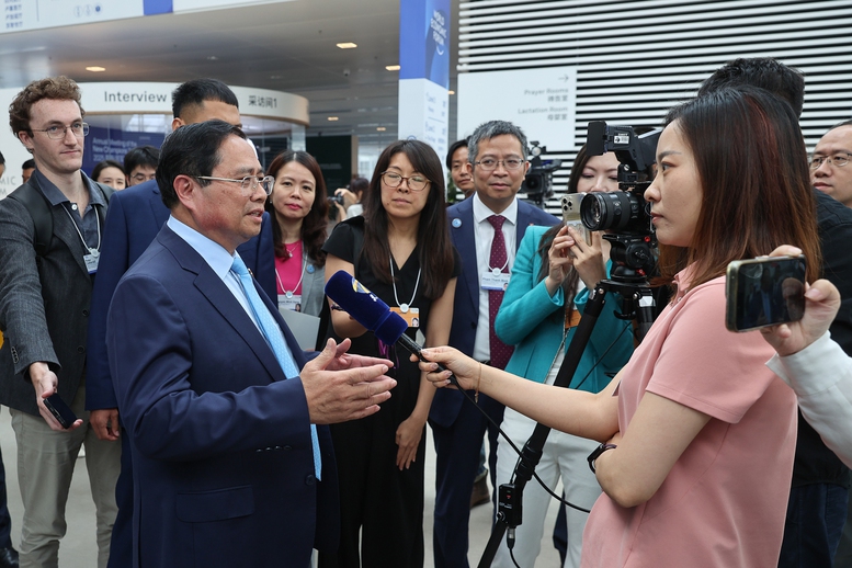 Thủ tướng: Việt Nam tự tin, bản lĩnh để giữ cân bằng dựa trên nguyên tắc- Ảnh 9.