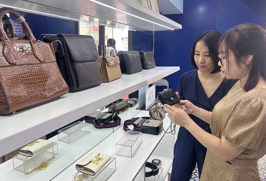 Nhận diện hàng vi phạm trong tháng cao điểm chống gian lận thương mại, hàng giả