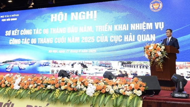 Hải quan thực hiện hiệu quả "Bộ tứ chiến lược", thu ngân sách tăng trưởng 2 con số